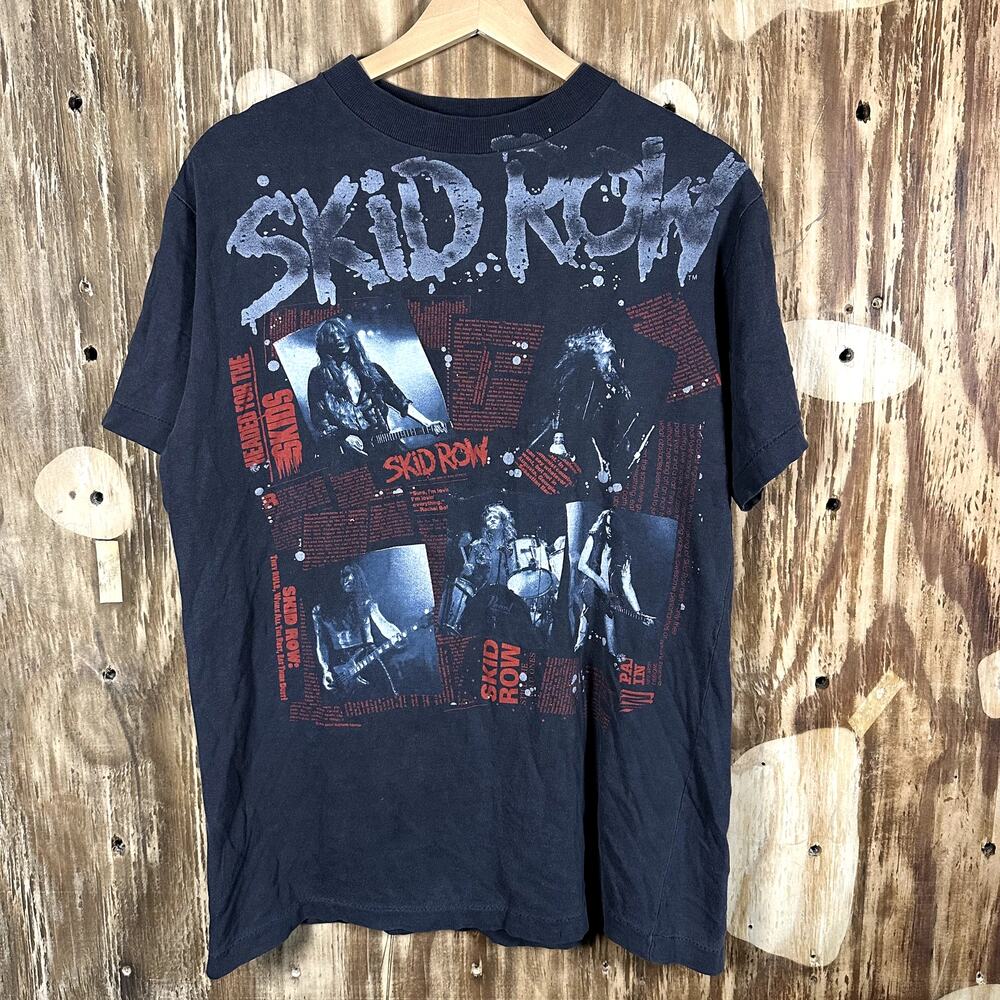Skid Row 300 Gigs Tour Shirt Size Large  21x26.5